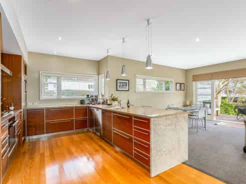 33 Cheviot Road, Lowry Bay, Eastbourne