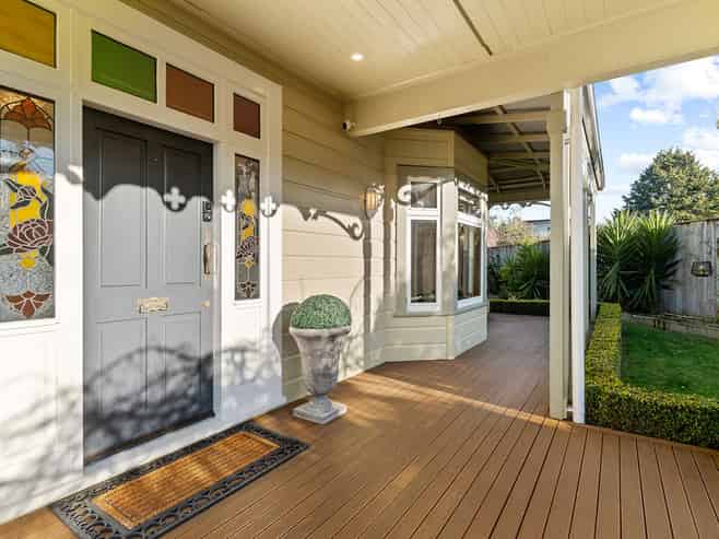 25 Main Street, Greytown