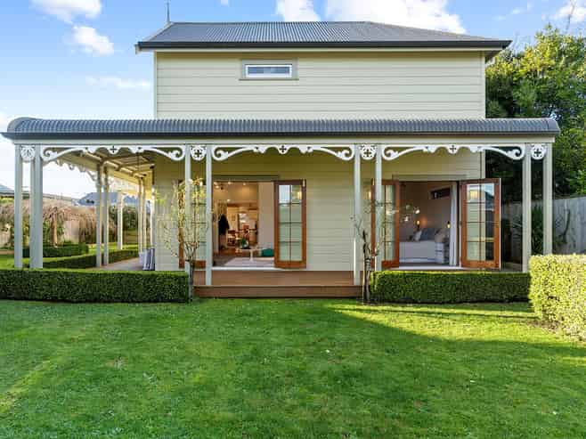 25 Main Street, Greytown