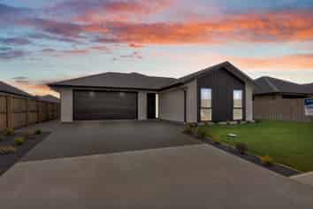 5 Stackwood Avenue, Ravenswood