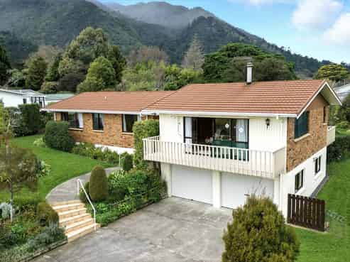 40 Shakespeare Street, Te Aroha