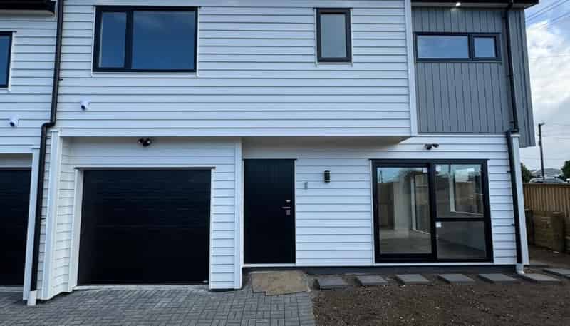 1/73 ARIMU ROAD, Papakura