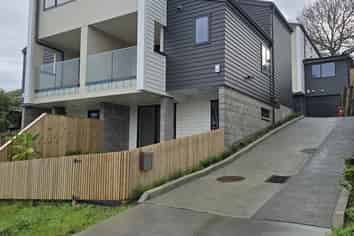 A/9 Freya Place, Torbay