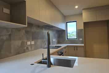 A/9 Freya Place, Torbay