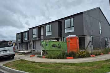  10 Paapaakiri Loop, Takanini