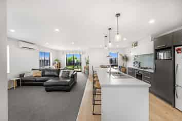 114 Pegasus Boulevard, Pegasus