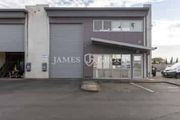 Secure Manukau Warehouse | 100m²