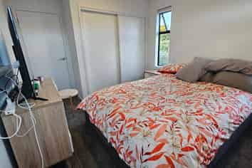 Auckland - Address withheld