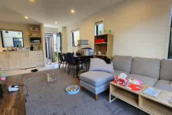 Auckland - Address withheld
