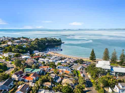 3 Valley Road, Browns Bay