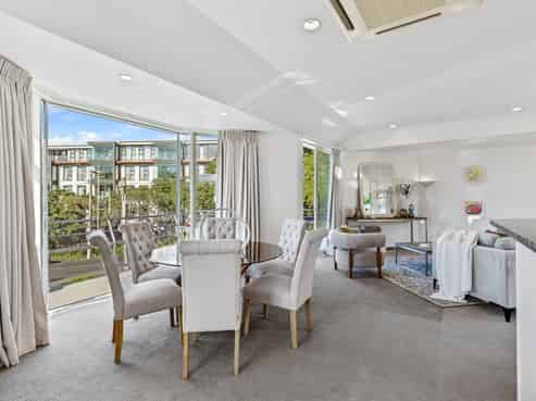3 Valley Road, Browns Bay