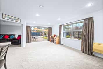 23 Russell Avenue, Allenton