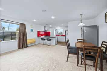 23 Russell Avenue, Allenton