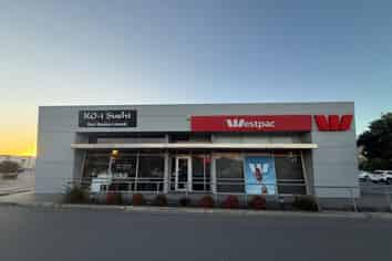 Prominent Retail Space in Established Centre