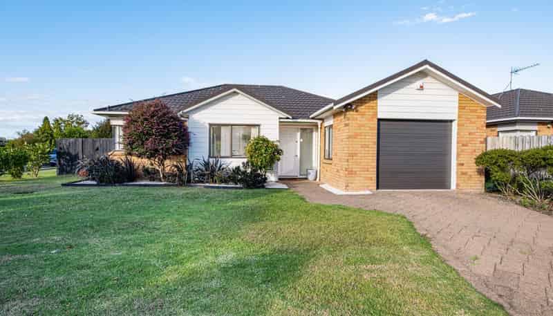 1 Welcome Place, HENDERSON