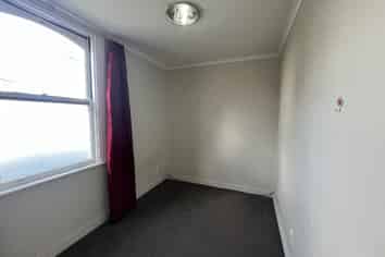 Flat 5/218 Rintoul Street, Berhampore