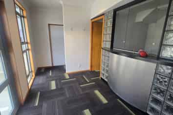 Convenient Industrial Warehouse Unit