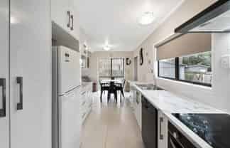 2 Le Havre Place, Takanini