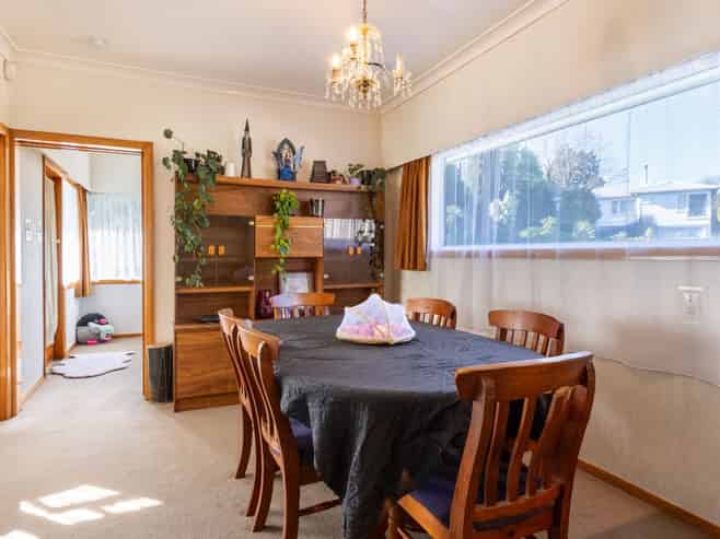18 Richardson Street, Woodville