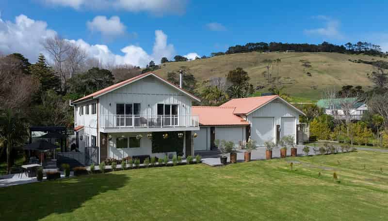 265 Hokianga Harbour Drive, OMAPERE