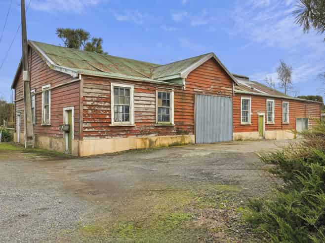 3643 Cambridge Road, Cambridge