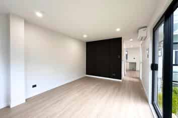 Lot 8, 24 Tupaki Place, Pakuranga Heights