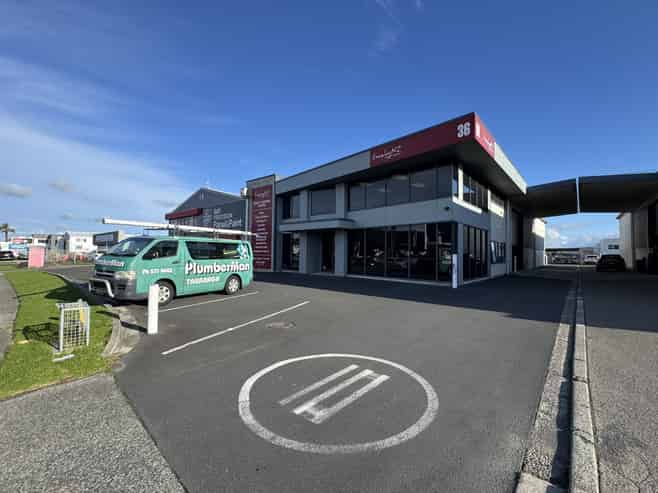 Rare Newton Street Industrial opportunity