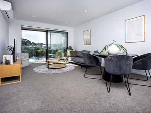 403/4 Bute Road, Browns Bay