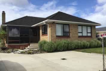 9 Reagan Road, Manukau