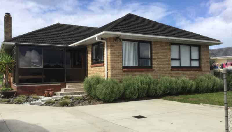 9 Reagan Road, Manukau