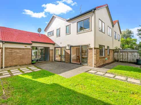 11 Marquette Avenue, Albany