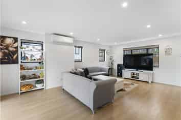 34C Fruitvale Road, New Lynn