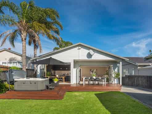 83 Shackleton Road, Mount Eden
