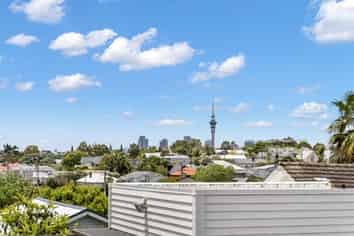 27C Larchwood Avenue, Westmere