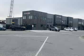 Near New - Industrial Building 