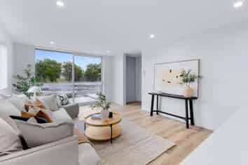 4/1433 Springs Road, LINCOLN