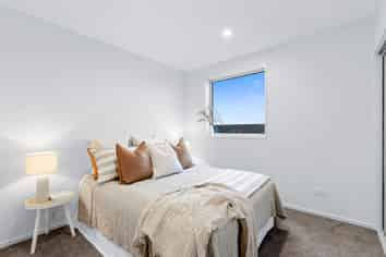4/1433 Springs Road, LINCOLN