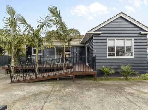 17 Exeter Street, Brooklands