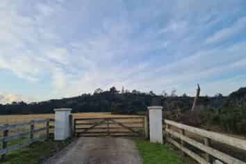 167 Lennon Access Road, Stillwater