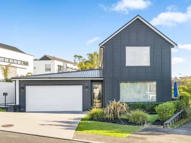 11 Sharon Road, Browns Bay