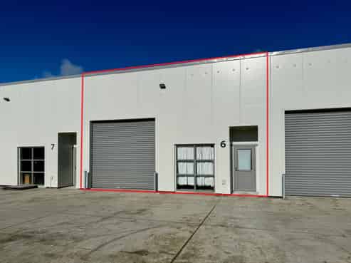 Modern 170sqm unit in Bell Block