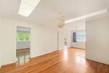 99 Seabrook Avenue, New Lynn