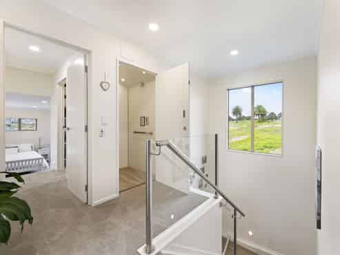 8 Tui Brae, Beachlands