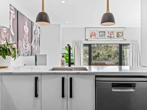 11/19 Langana Avenue, Browns Bay