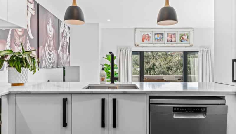 11/19 Langana Avenue, Browns Bay