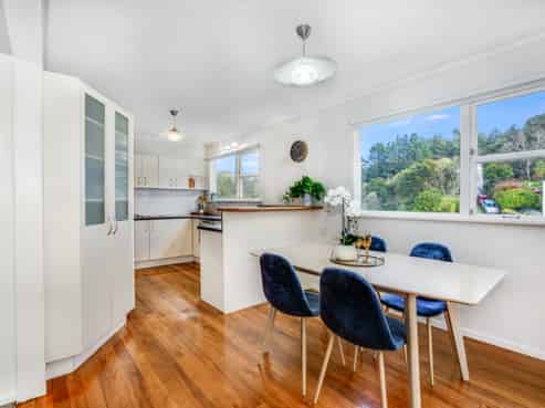 83 Bird Grove, Stokes Valley