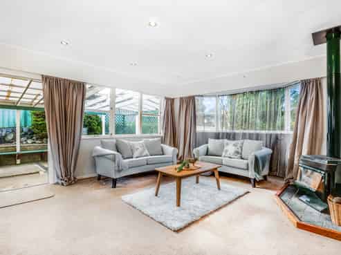 83 Bird Grove, Stokes Valley