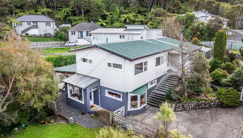 83 Bird Grove, Stokes Valley