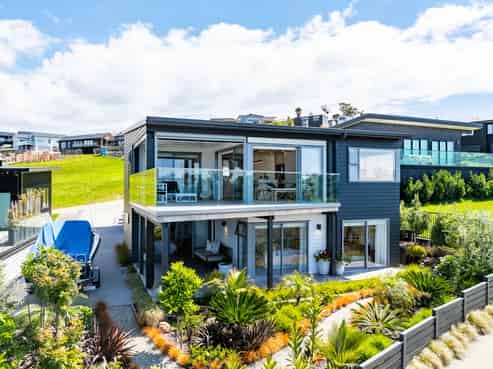 4 Solar Way, Langs Beach