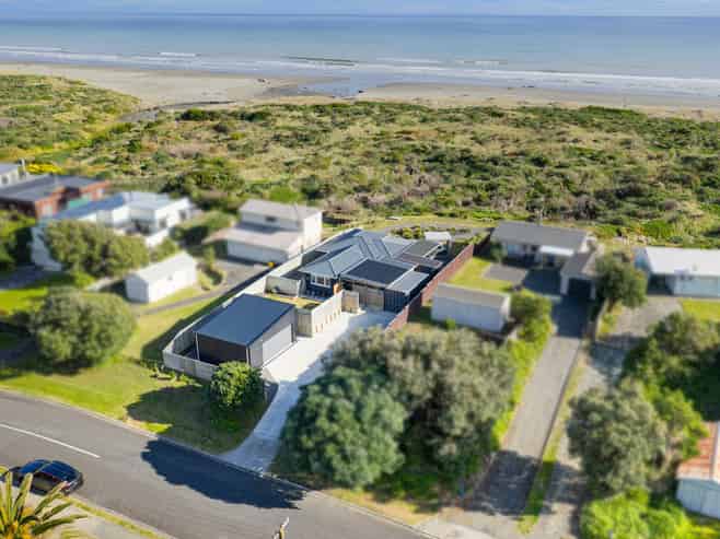 3 Kent Avenue, Waitarere Beach